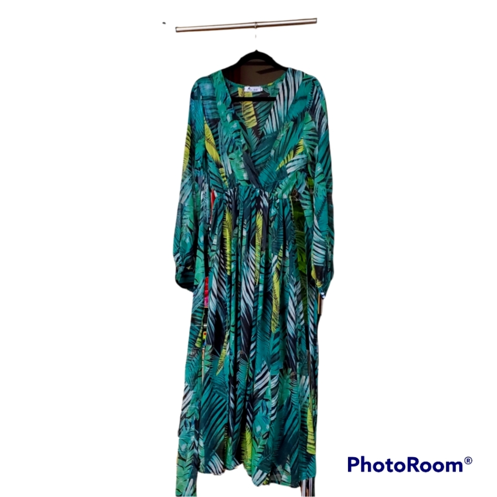 NWOT Maxi Dress